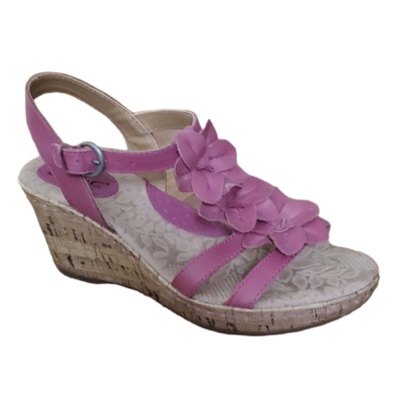 B.O.C. Born Pink Evita Flower‎ Wedge Sandal Size 7 - Picture 1 of 15